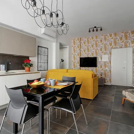 Modern House Near Trastevere Apartment *